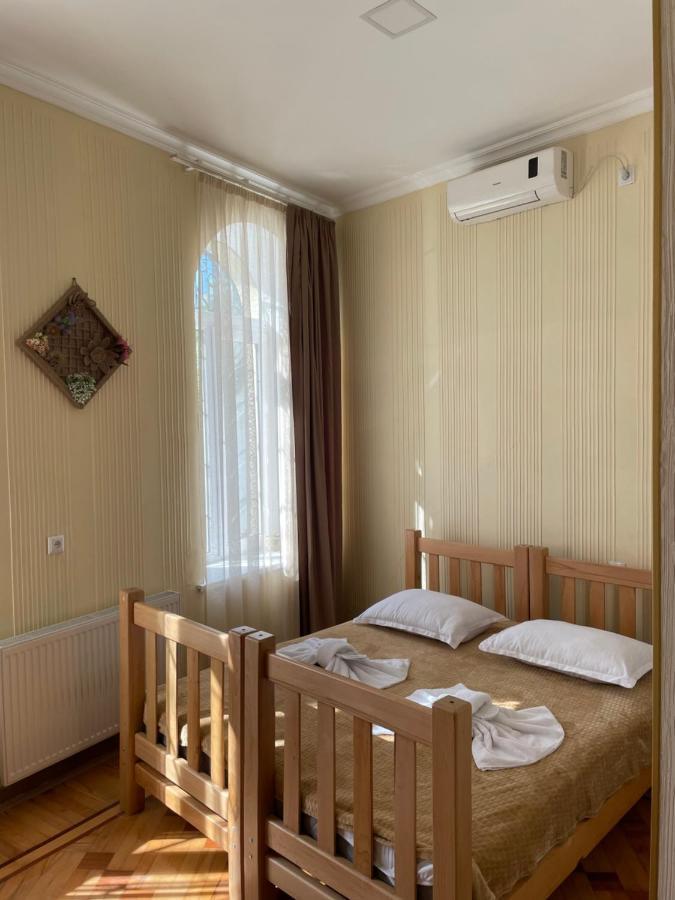 Hotel 1870 Kutaisi Esterno foto